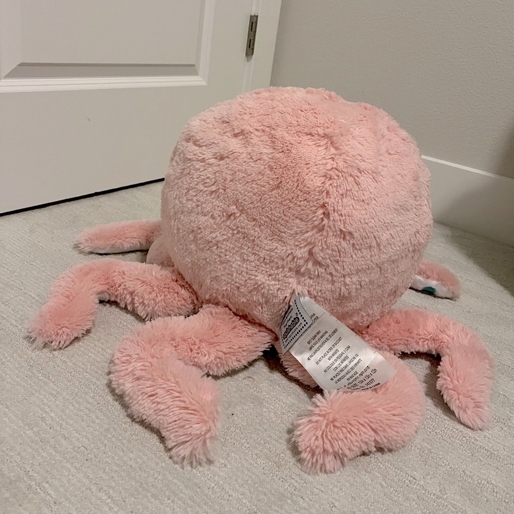 Squishable Octopus - Picture 2 of 5
